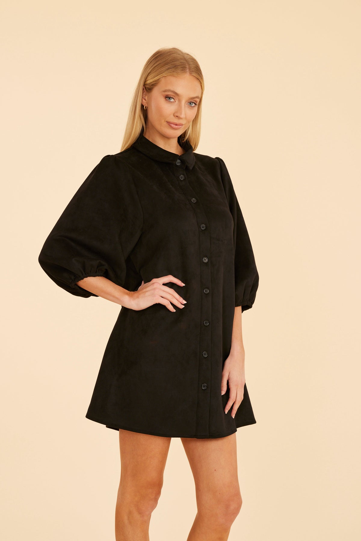 75182-dolce-cabo-faux-suede-puff-sleeve-dress-in-black-1