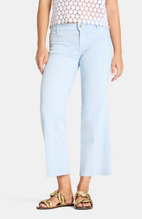 7625008613-cambio-tess-pocket-crop-jean-in-sky-blue-1