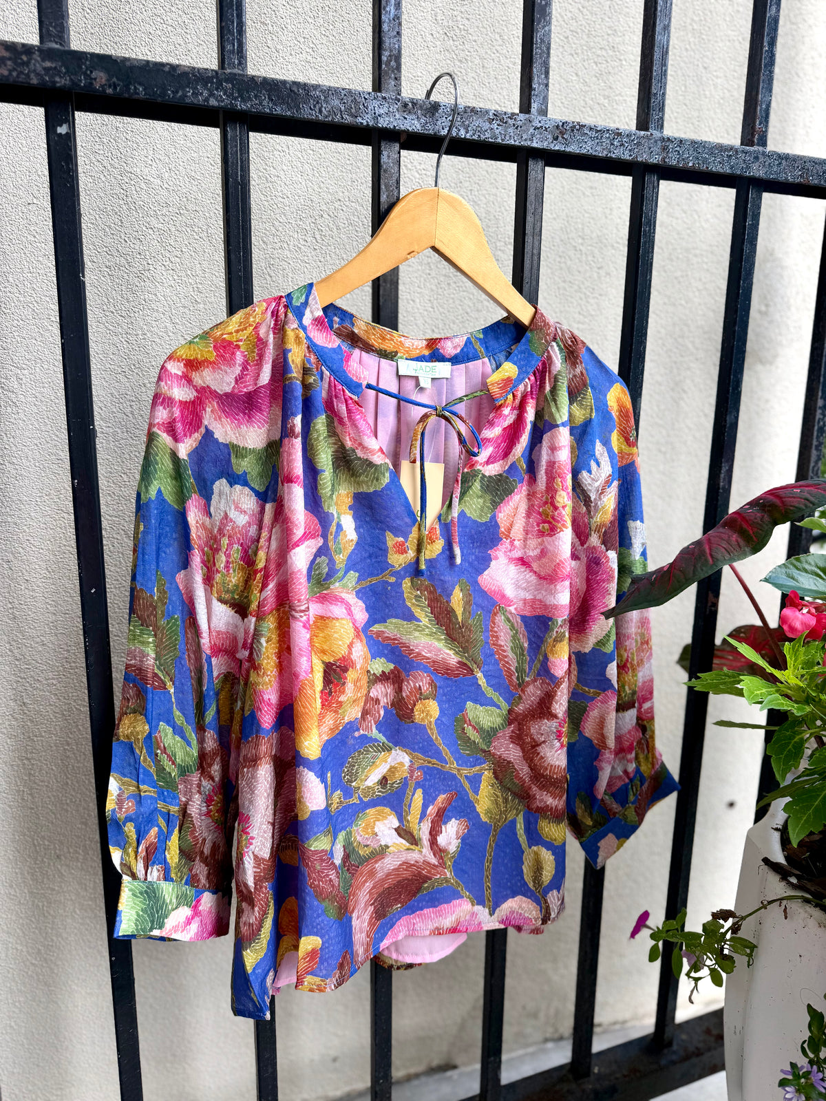 79G724-2-jade-melody-tam-band-collar-peasant-top-in-cobalt-bloom-1