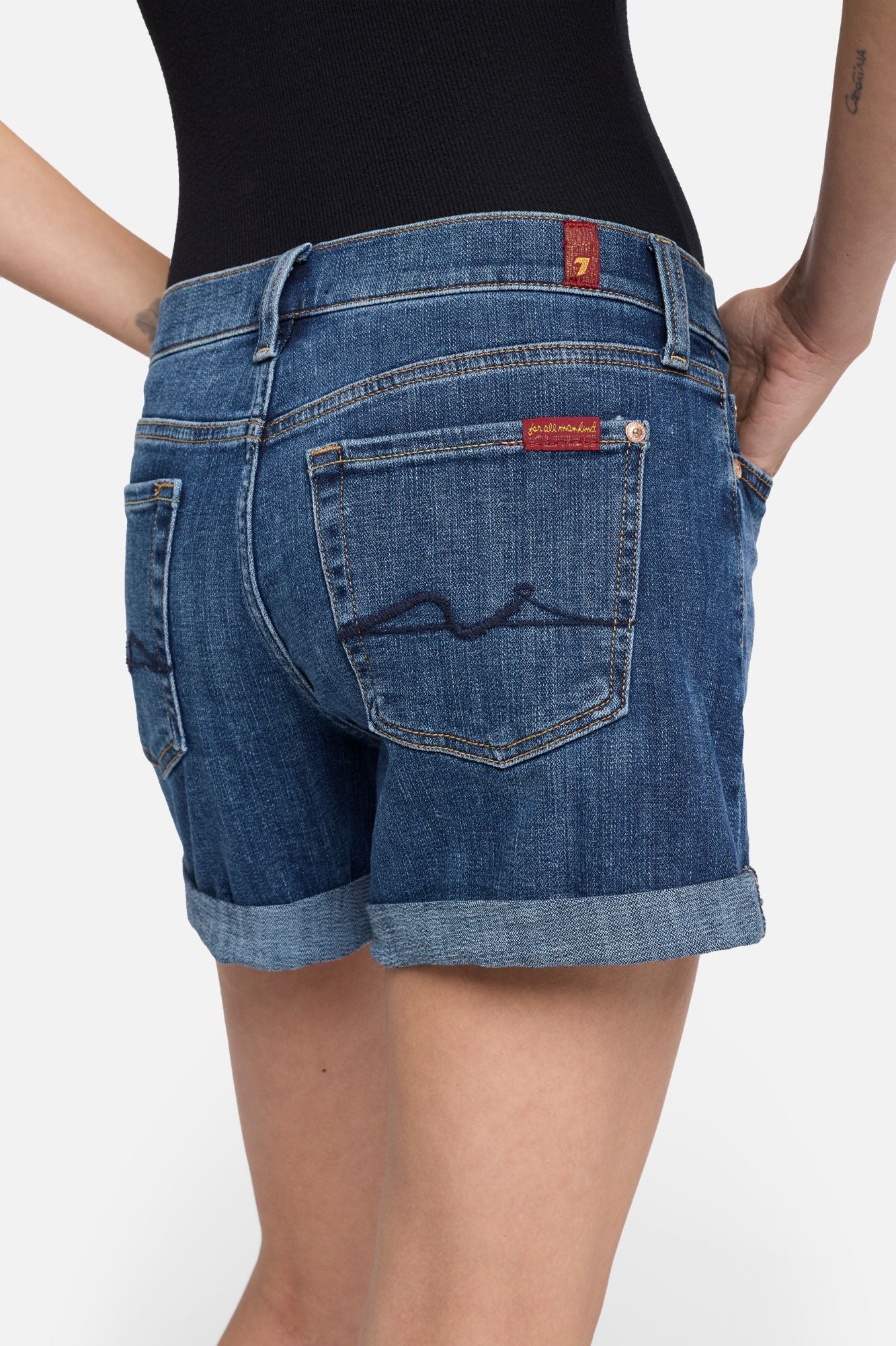 7U702067-seven-jeans-midroll-short-in-vanity-3