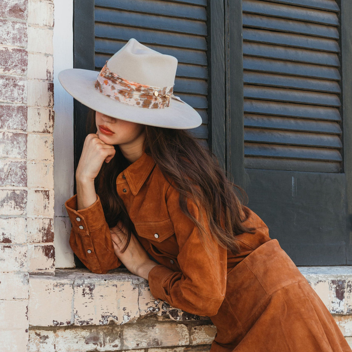 8005P-freya-begonia-hat-in-sand-1