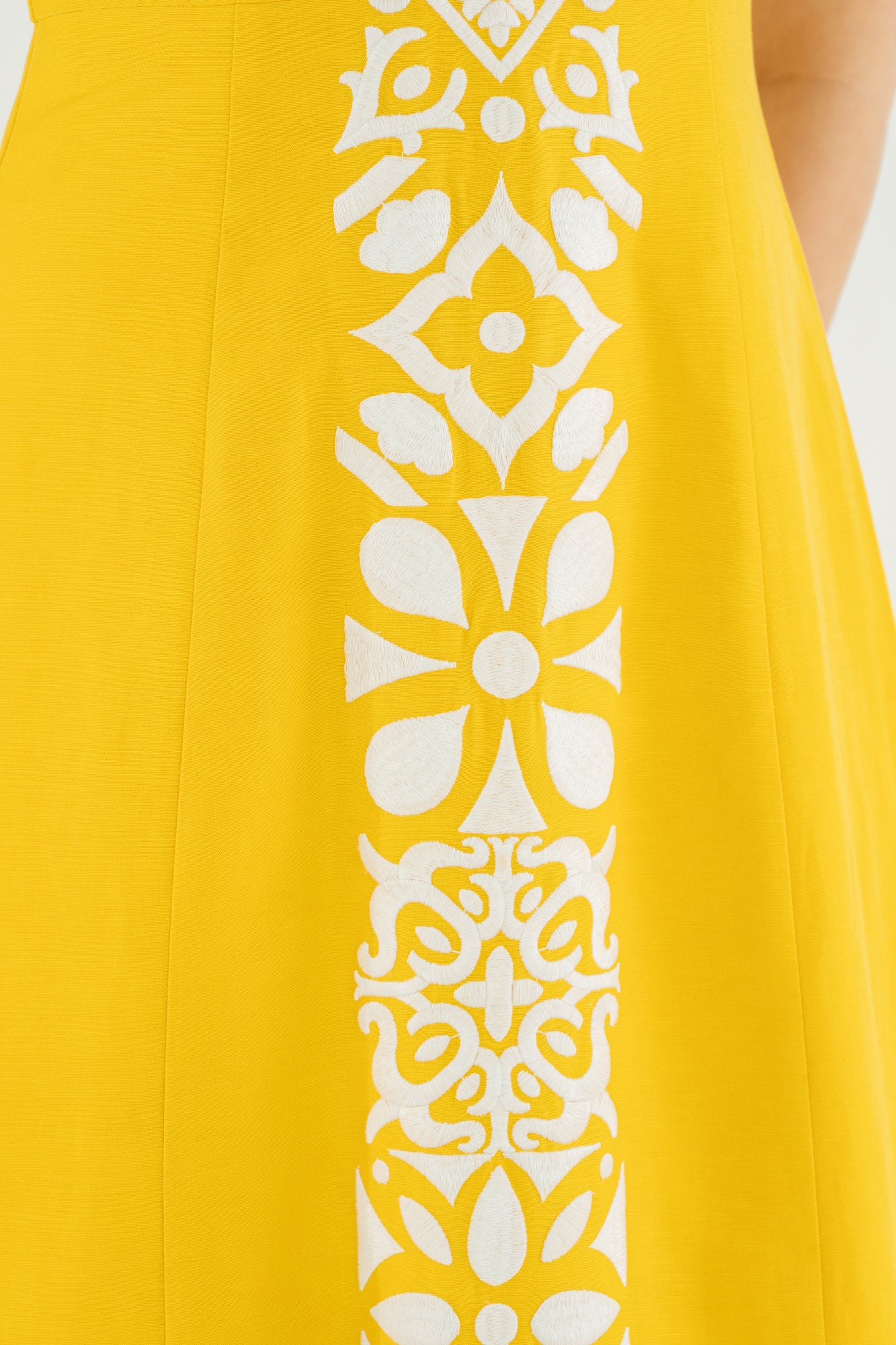 808-emily-mccarthy-hepburn-dress-in-golden-hour-1