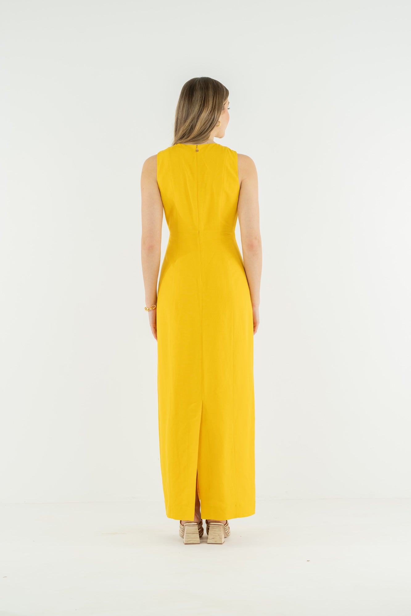 808-emily-mccarthy-hepburn-dress-in-golden-hour-1