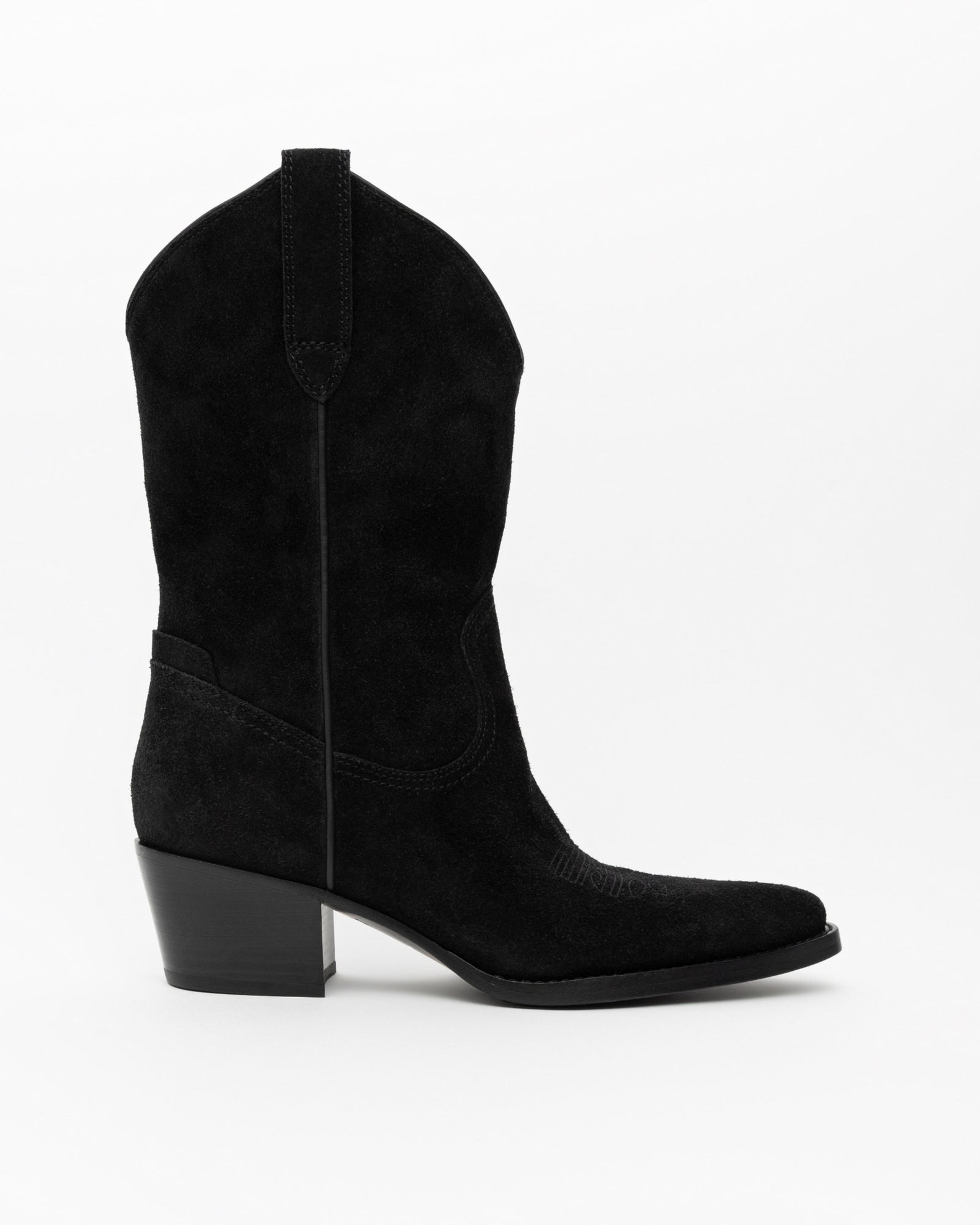 8983007232205-oncept-winslow-boot-in-black-1