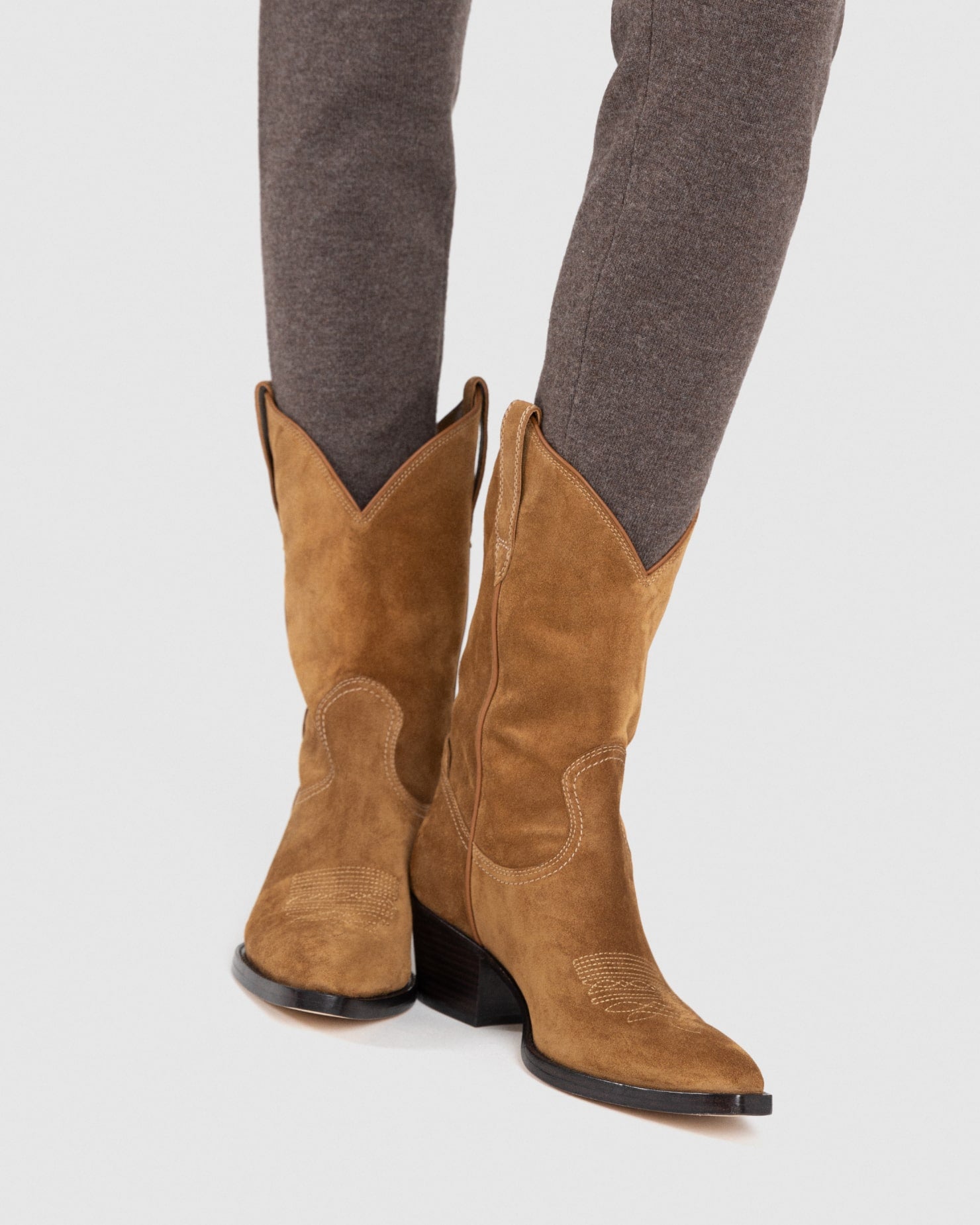 8983007232205-oncept-winslow-boot-in-cognac-6