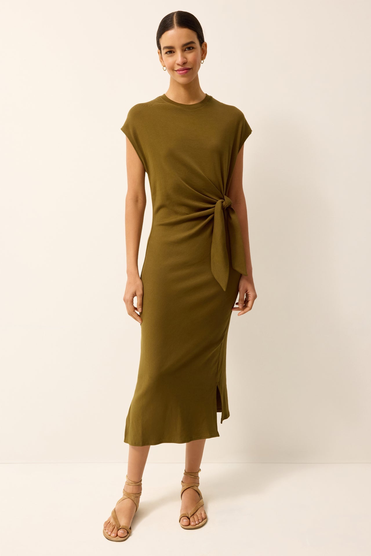 940D-375-115-marie-oliver-elowyn-dress-in-juniper-green-1