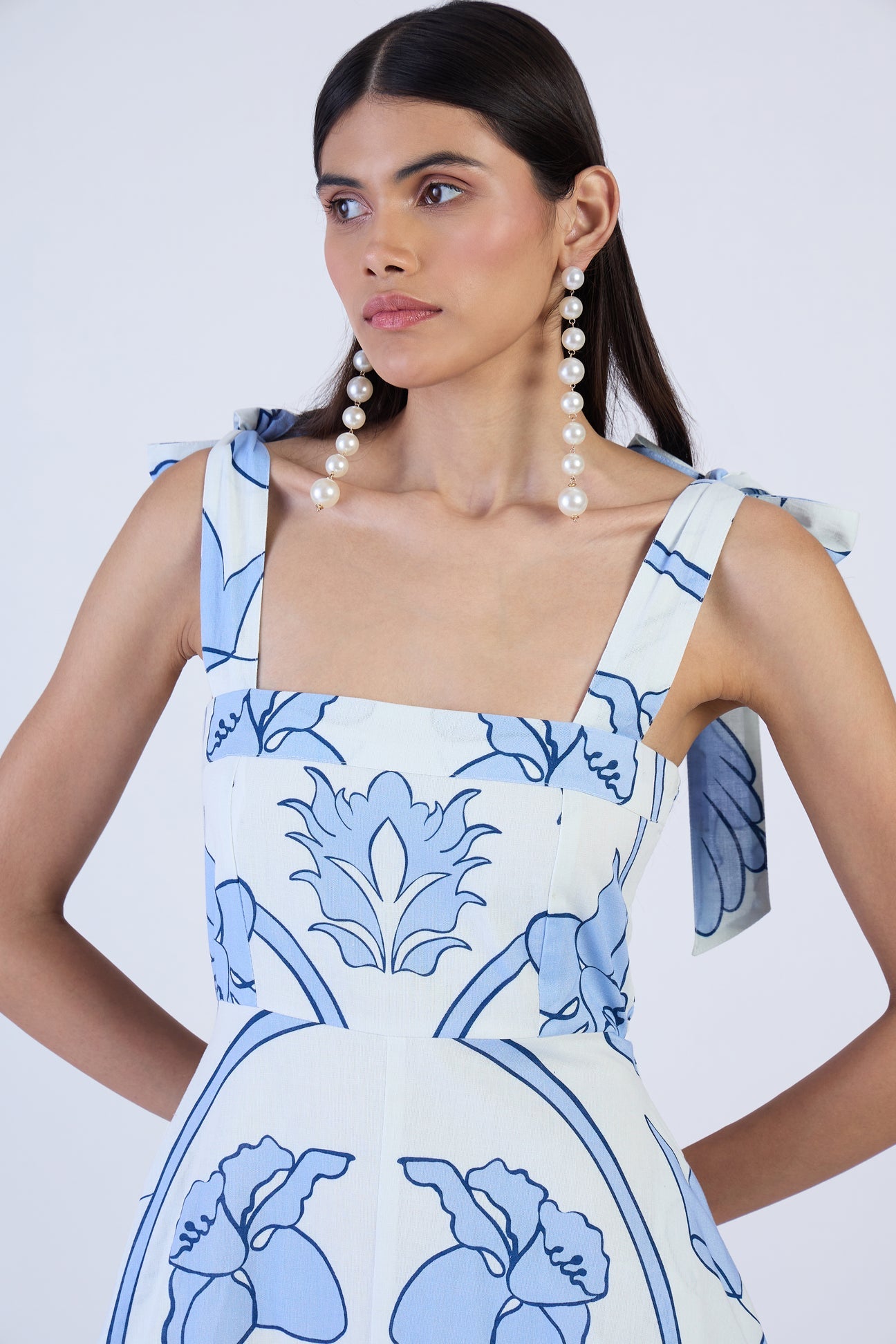 990-beyond-by-vera-pearl-dress-in-celeste-monaco-5