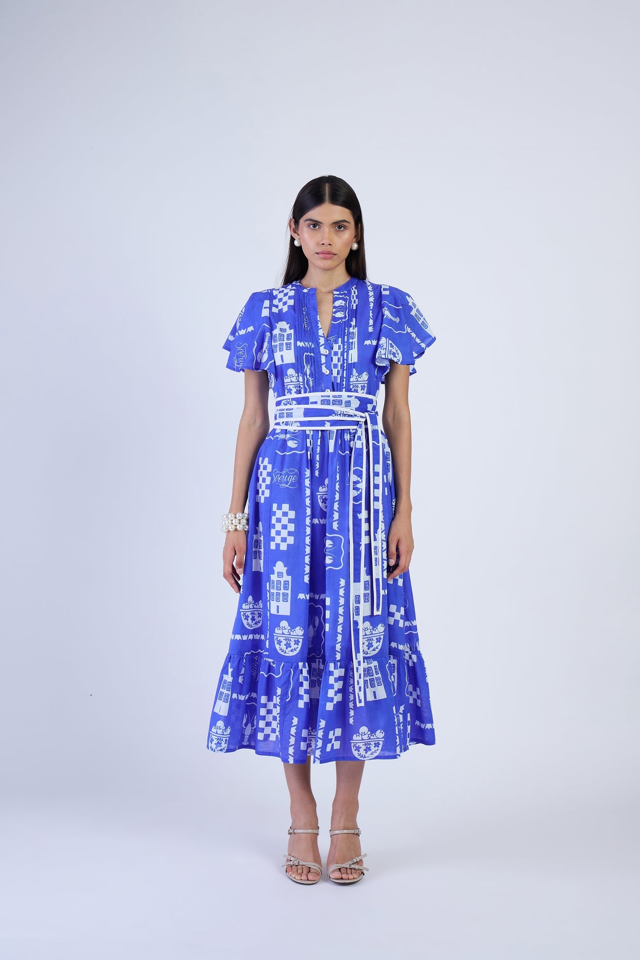 996-beyond-by-vera-leni-dress-in-sverige-blue-4