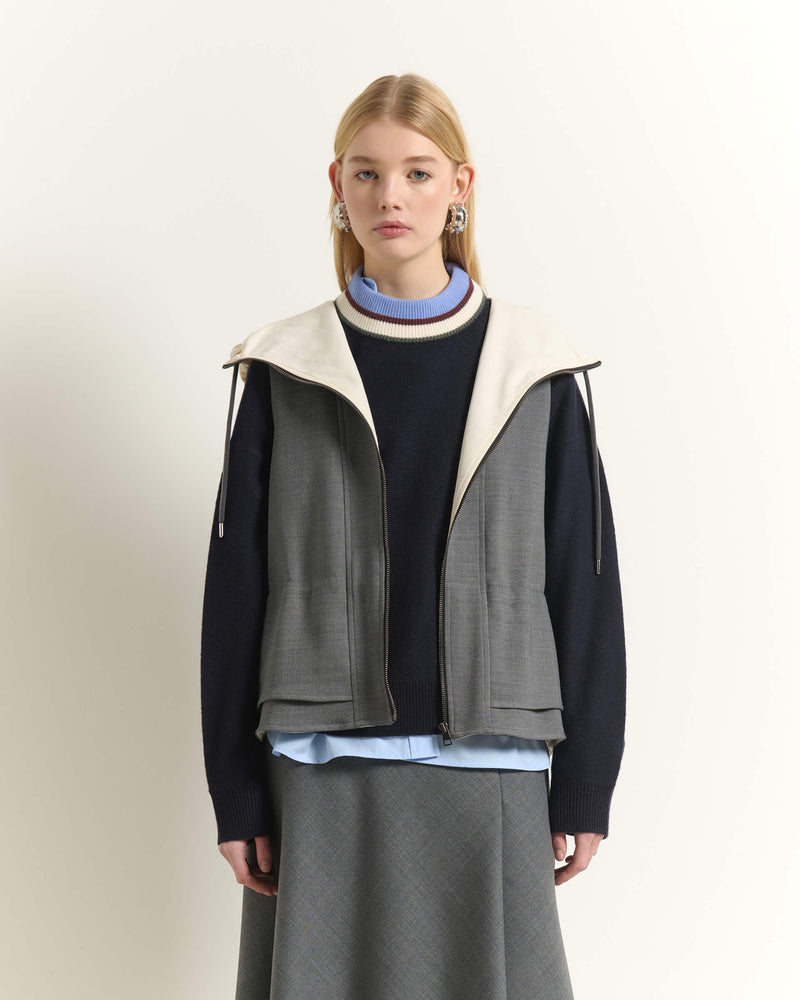 AB2C9079ARDI-breatice-sleeveless-vest-with-hood-and-front-zip-in-cloud-gray-1