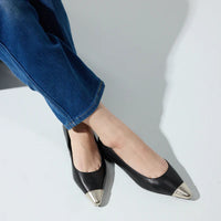 ABRN-BLCK-LTH-yosi-samra-auburn-toe-cap-flat-in-black-6