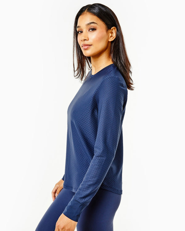ABT053-addison-bay-active-mesh-palmetto-long-sleeve-high-low-top-navy-1