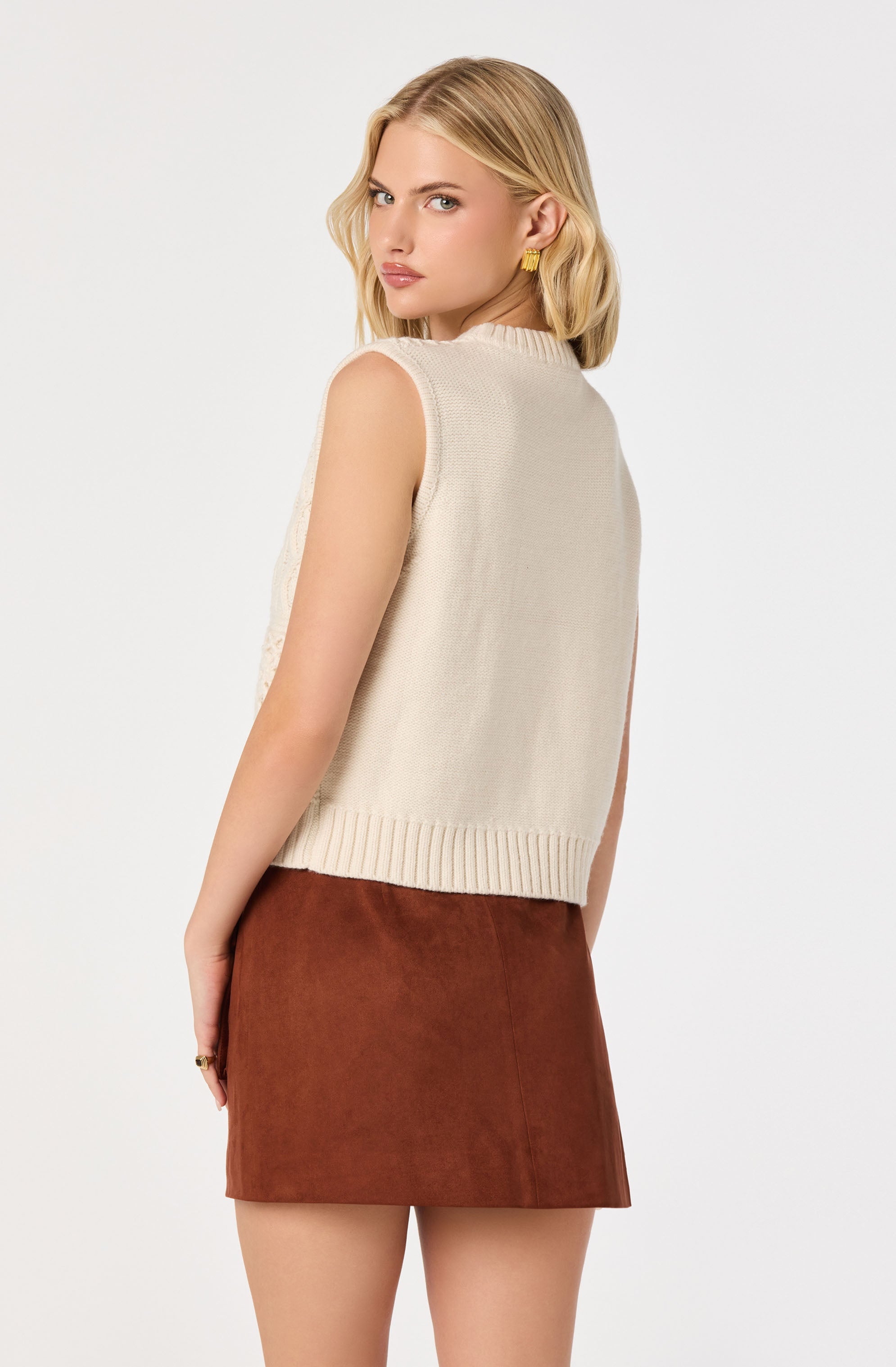 ACT18465JC-astr-the-label-edlyn-sweater-in-cream-1