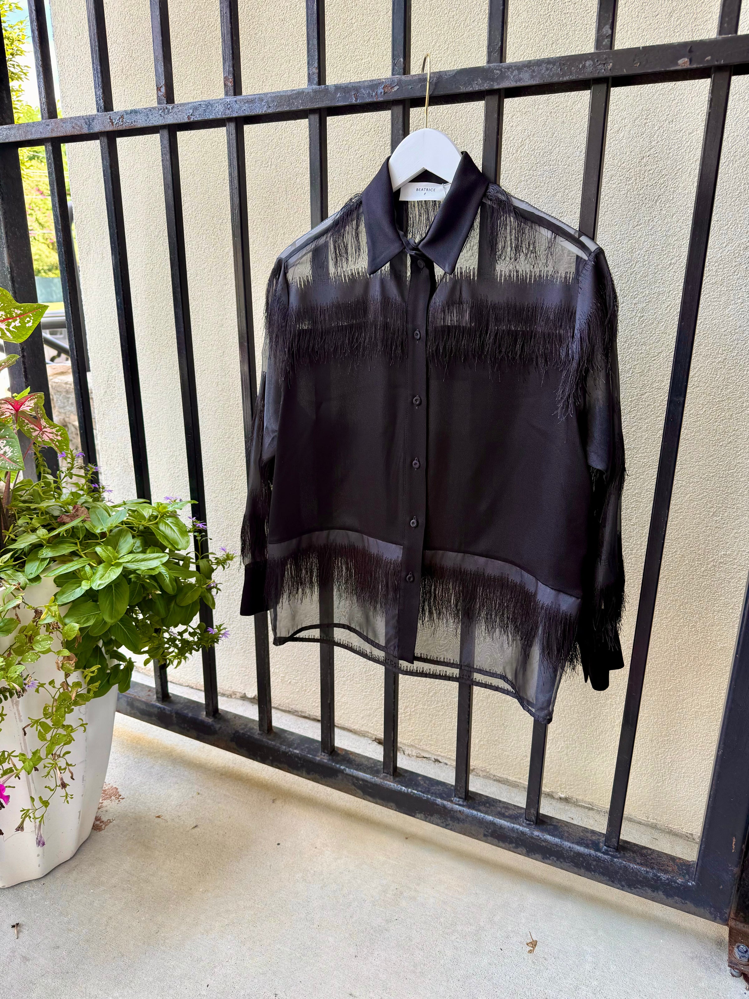 ALIDA-beatrice-alida-blouse-in-black-1