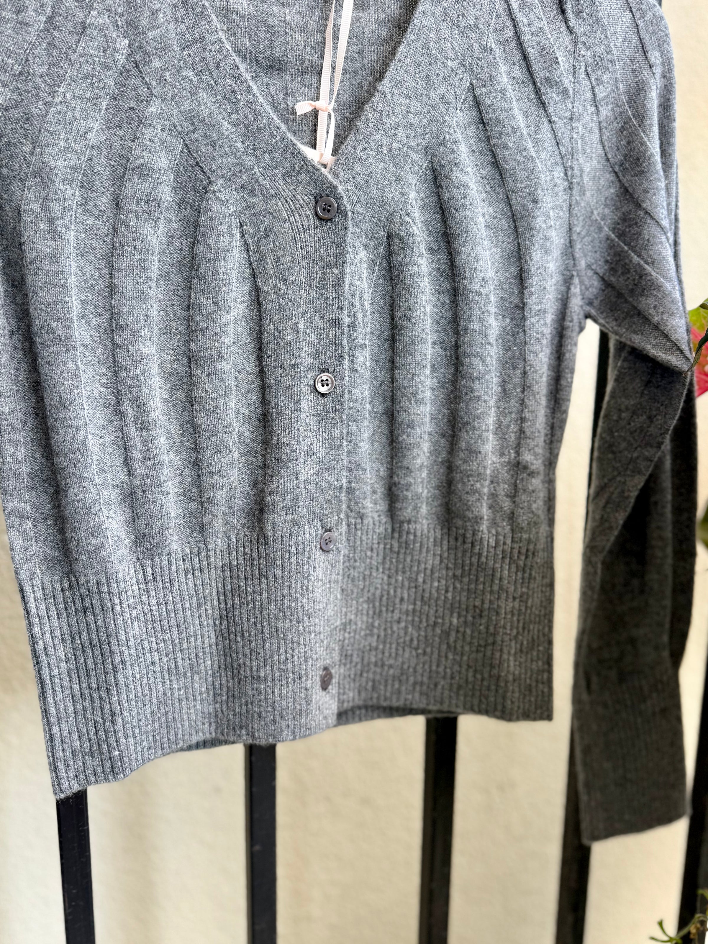 AW26-B-021-brodie-cashmere-slim-fit-rib-cardigan-in-shadow-1