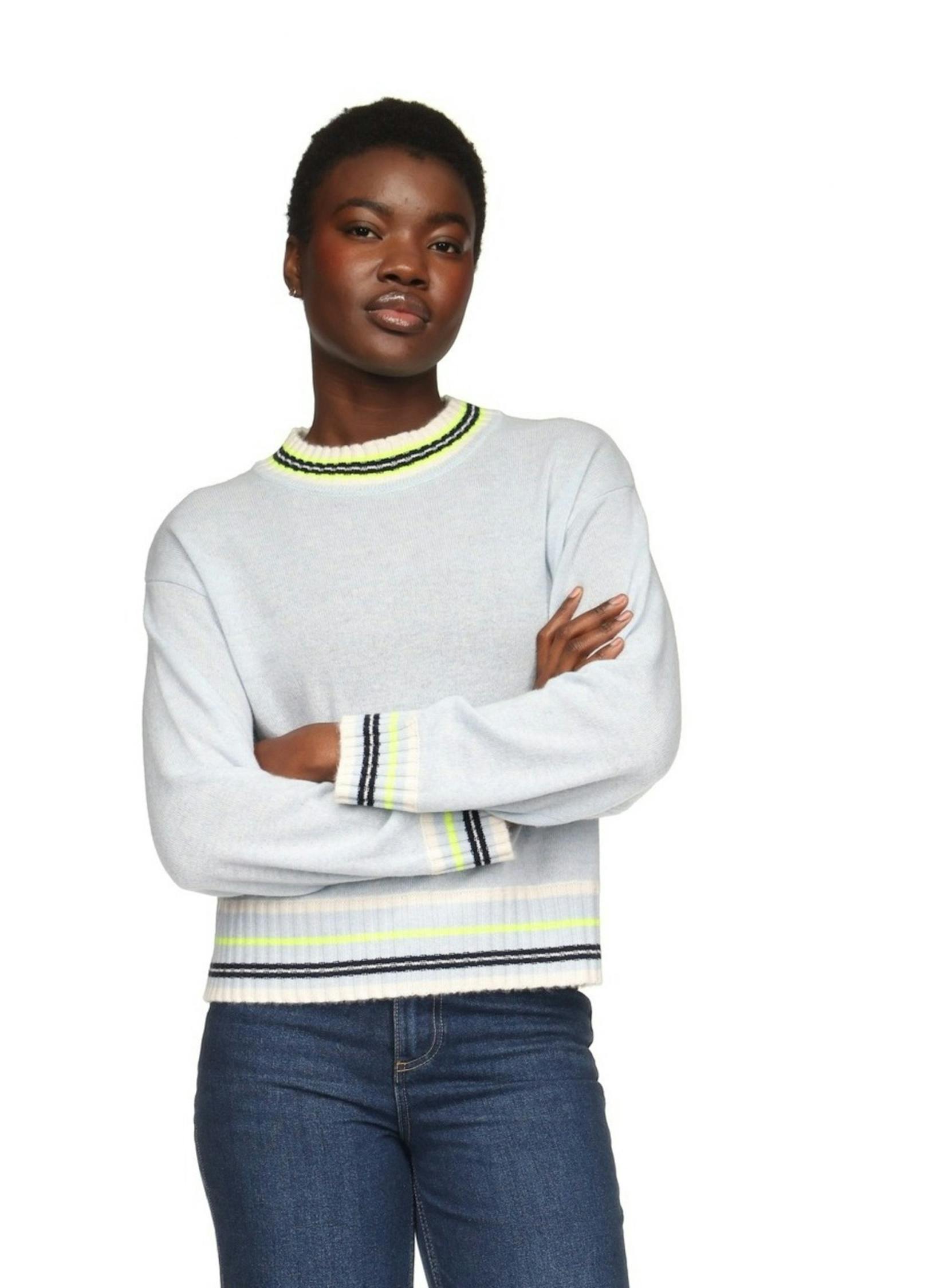AW26_B-007-brodie-cashmere-stitchy-trim-crew-sweater-in-blue-mist-1