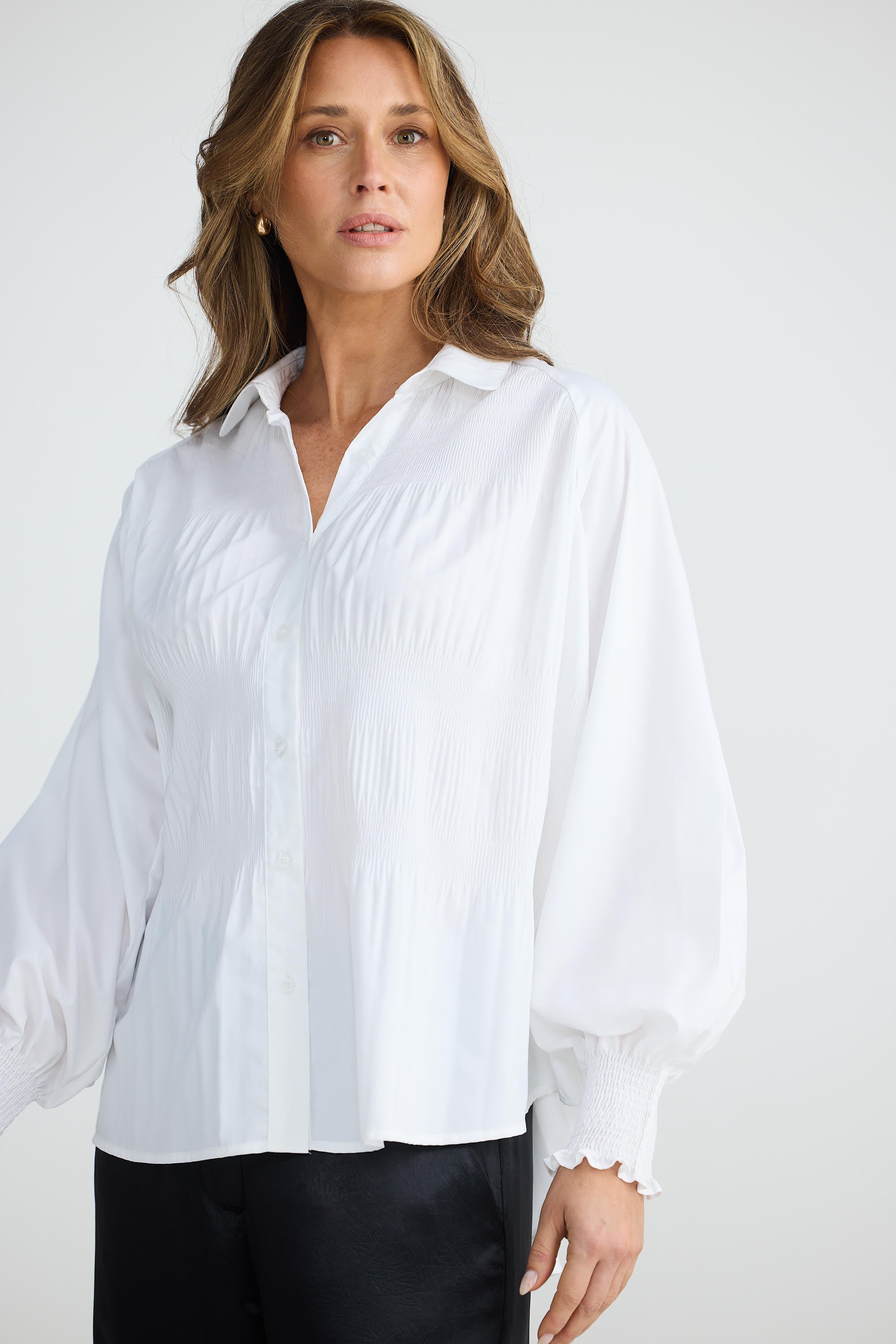 BT25060-1-brave-and-true-birdie-shirt-in-white-1