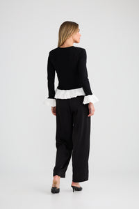 BT26039-brave-ad-true-wilde-top-in-black-white-1
