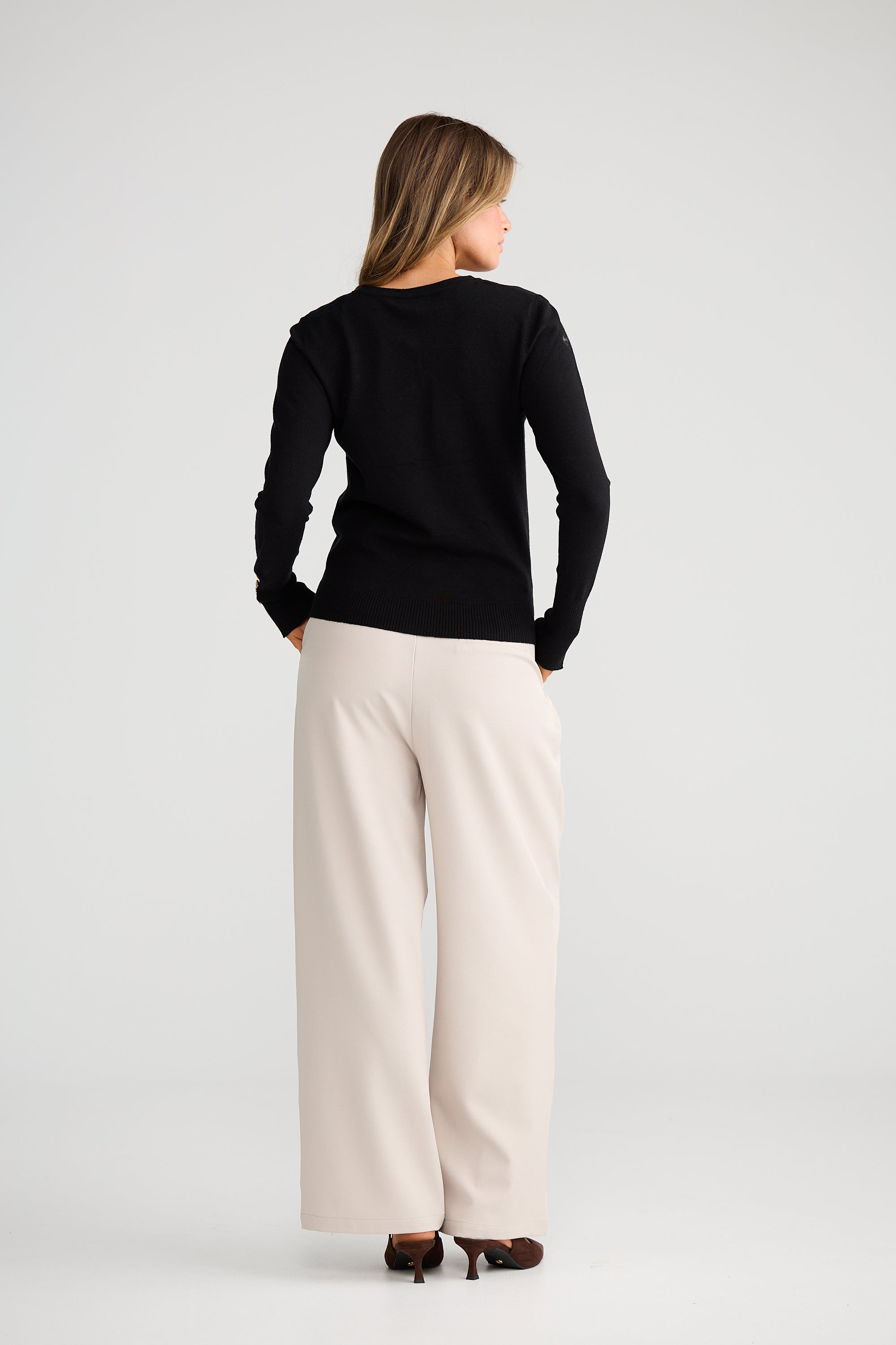 BT26220--saint-james-knit-sweater-in-black-1