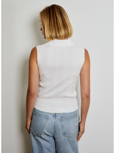 BTJ0112001-design-history-button-front-knit-tank-in-white-1