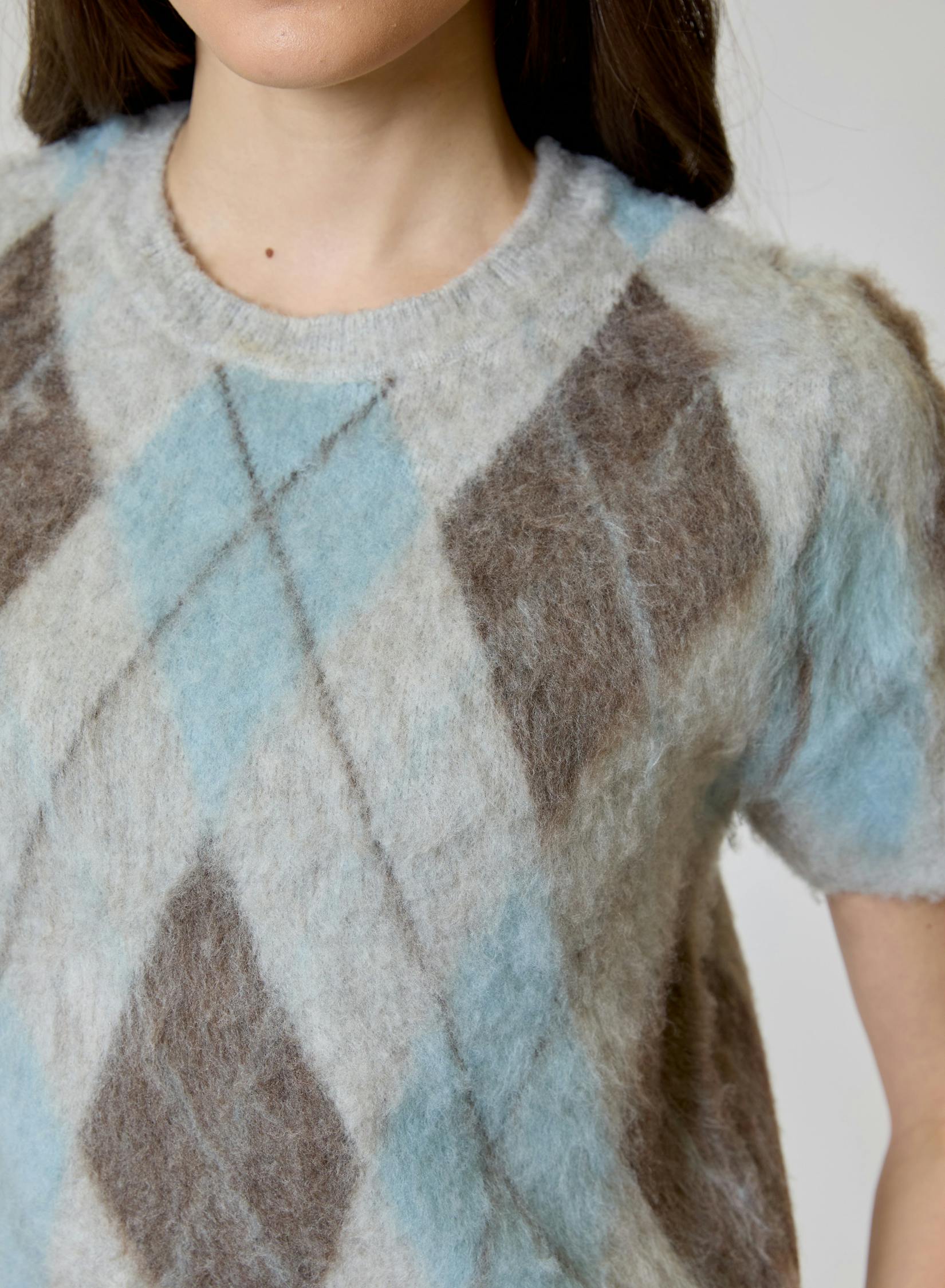 BWF1812063-design-history-brushed-argyle-sweater-in-gray-combo-1