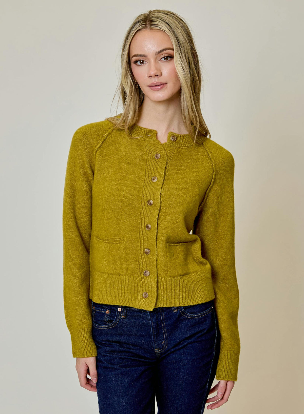 BWV0912036-design-history-raglan-sleeve-sweater-cardigan-in-edgy-green-1