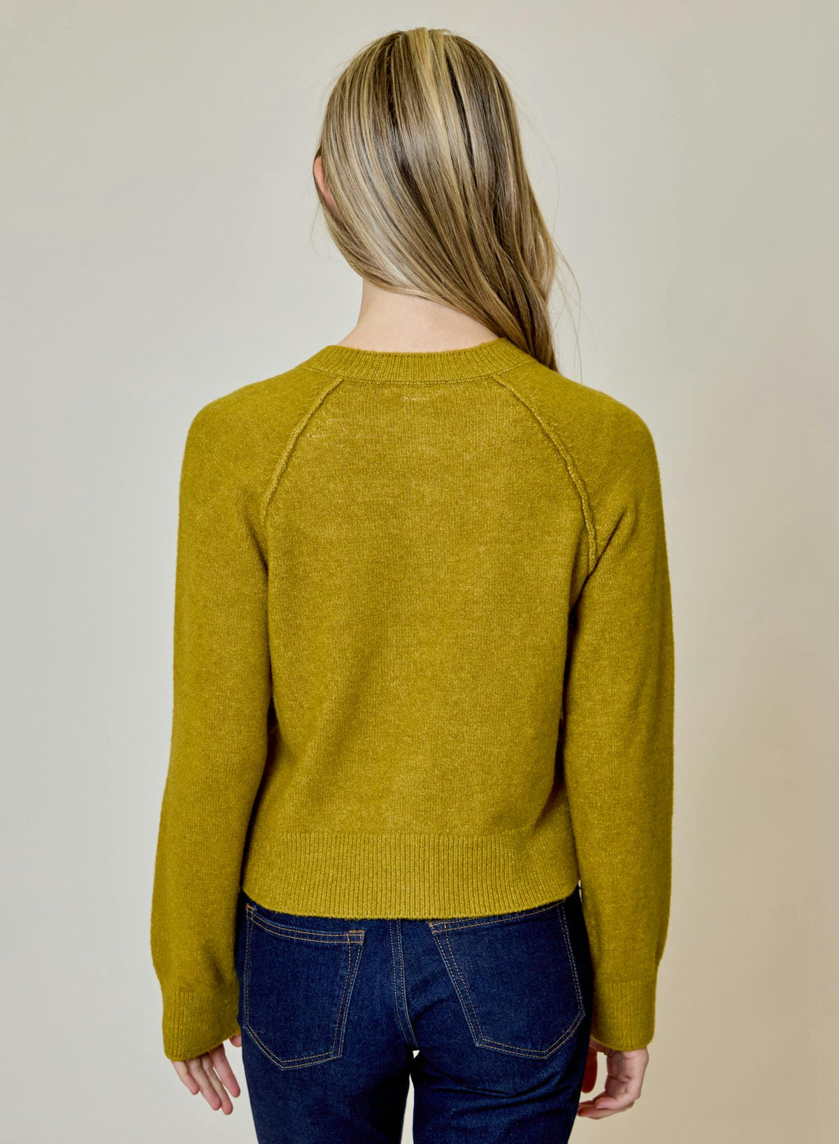 BWV0912036-design-history-raglan-sleeve-sweater-cardigan-in-edgy-green-1