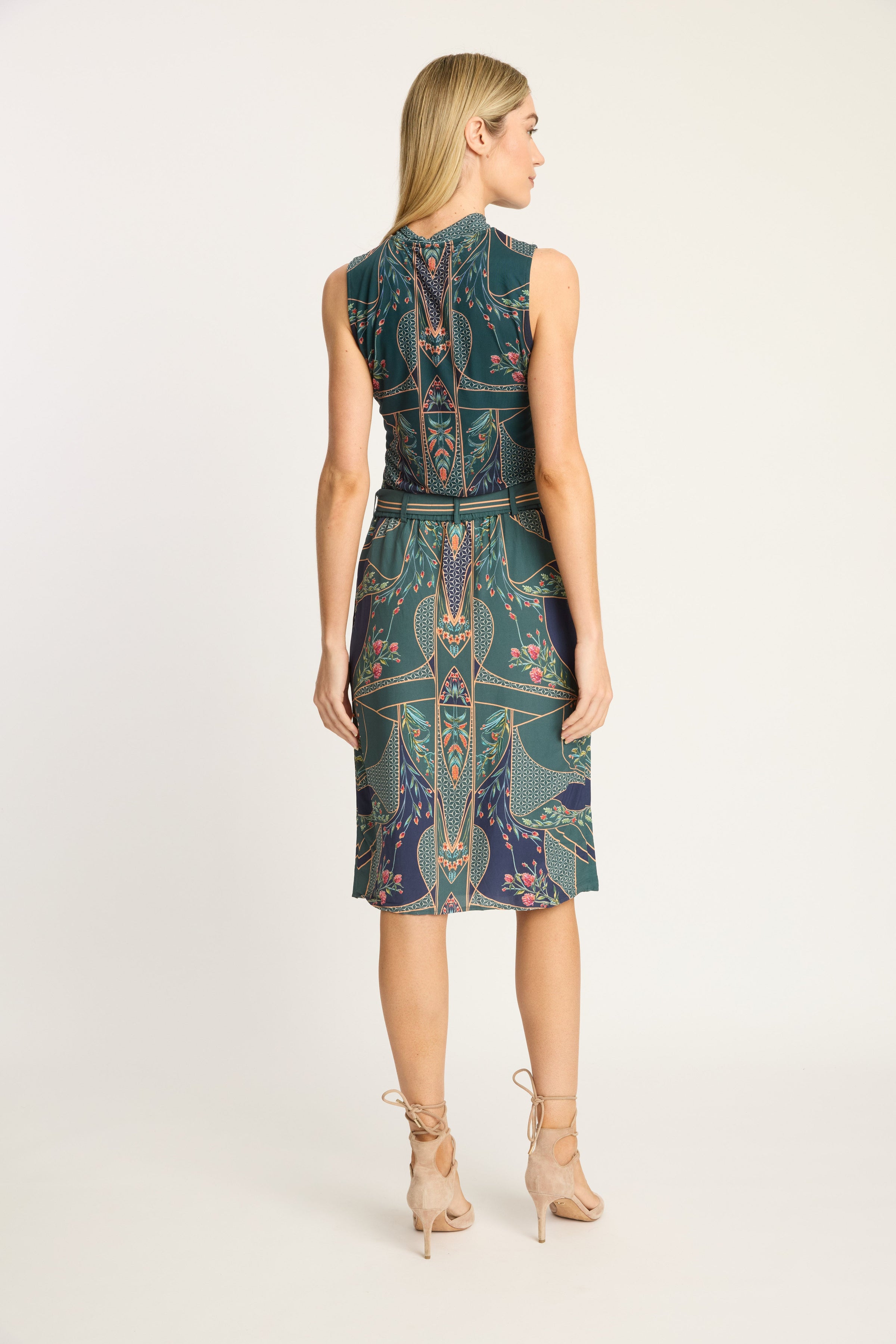 CA1448-caballero-romi-top-in-patchwork-flower-1