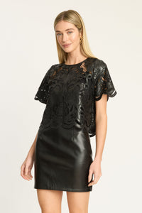 CA1464-Caballero-kant-top-black-1