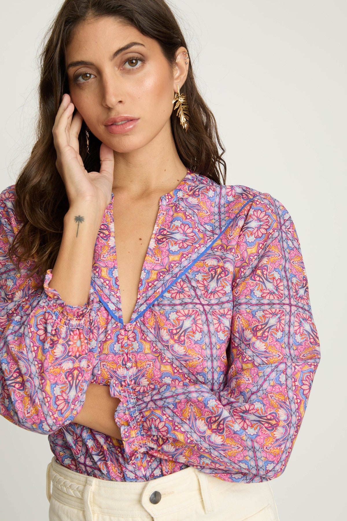 CA2421-caballero-simi-top-in-petal-tapestry-1