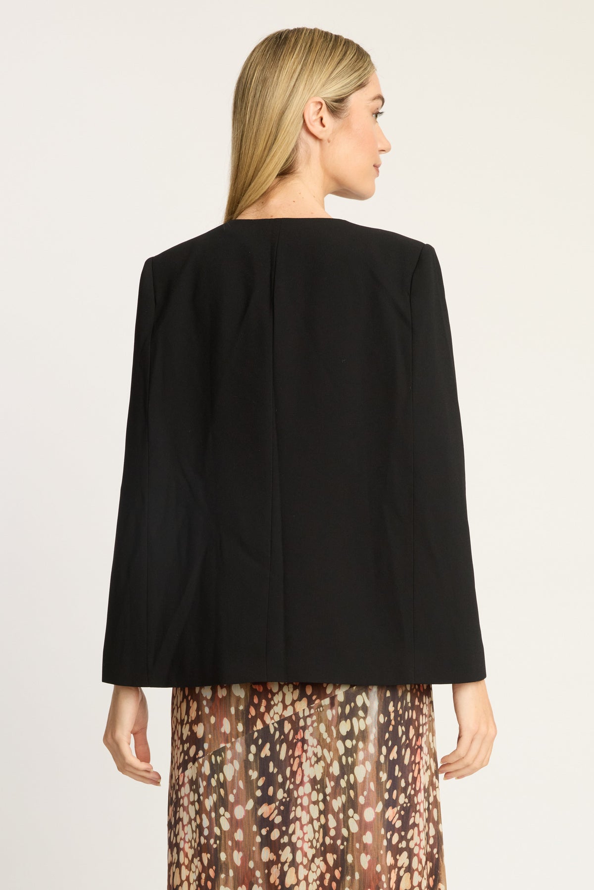CA5081-caballero-mala-capelet-in-black-1
