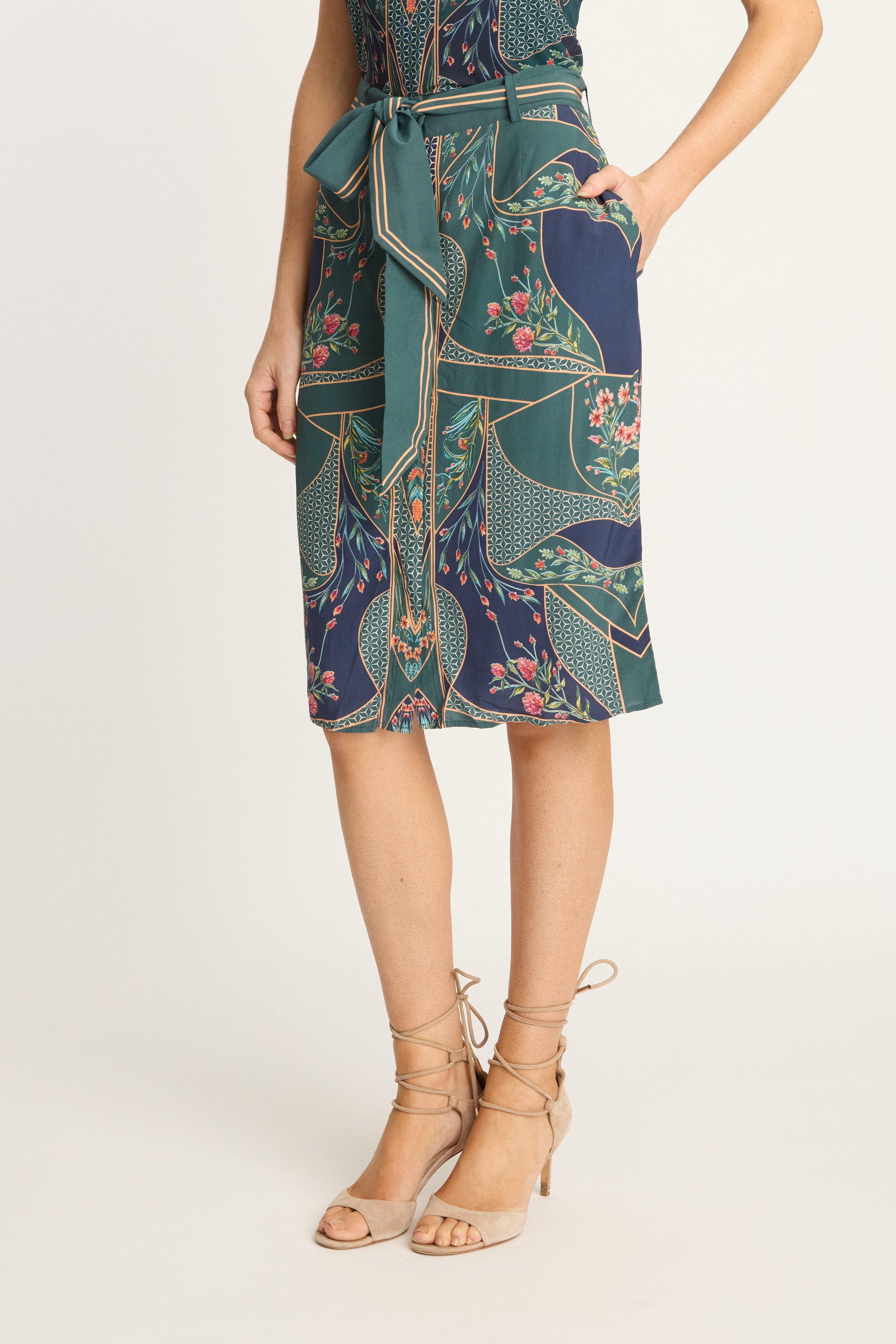 CA7295-caballero-sora-skirt-in-patchwork-flower-1