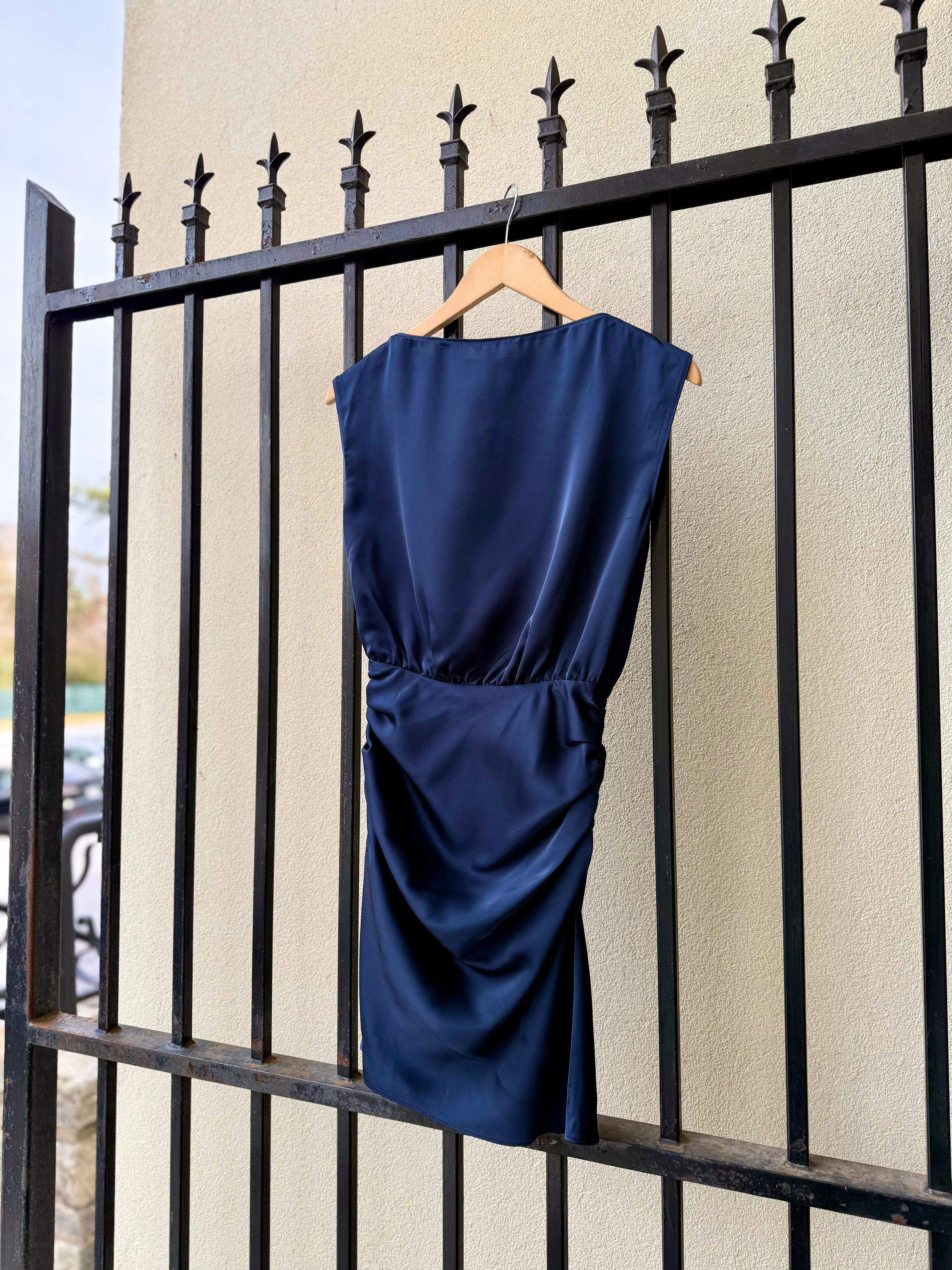 CAM-23058-amanda-uprichard-nora-dress-in-ink-1