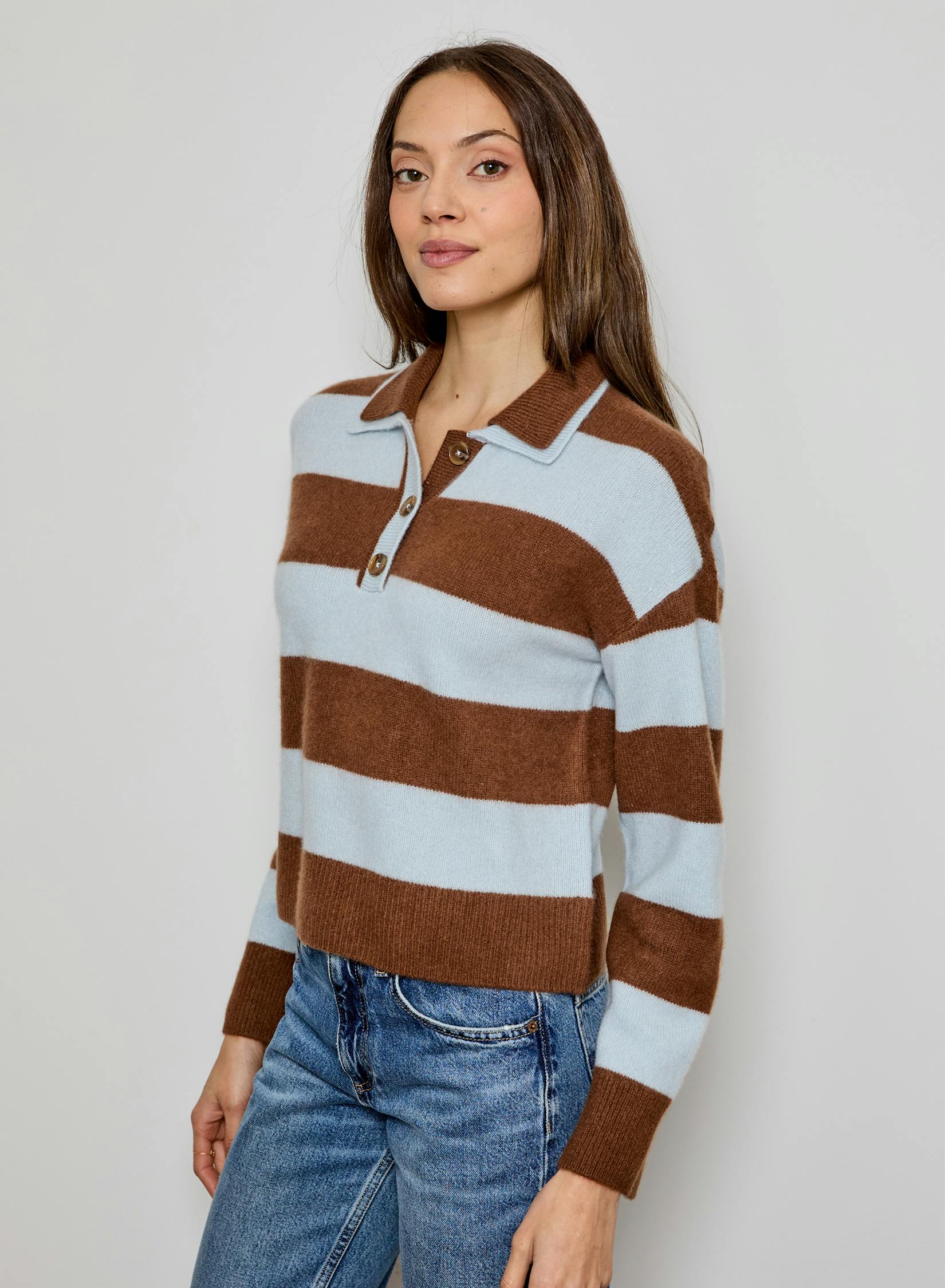 CAS0112026-design-history-stripe-long-sleeve-polo-sweater-in-syrup-whisper-1