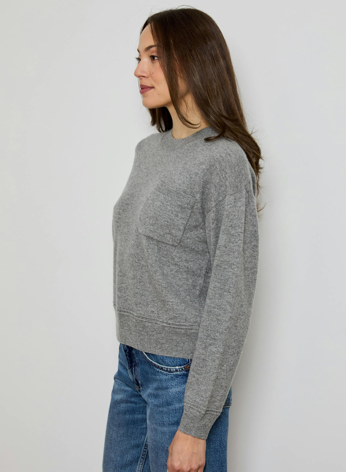 CASE0112001-design-history-crew-pocket-sweater-in-husky-1