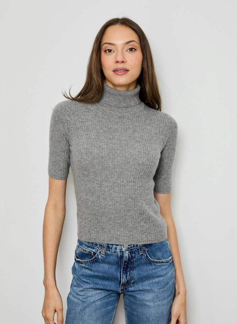 CASE0112013-design-history-turtle-neck-sweater-in-husky-1