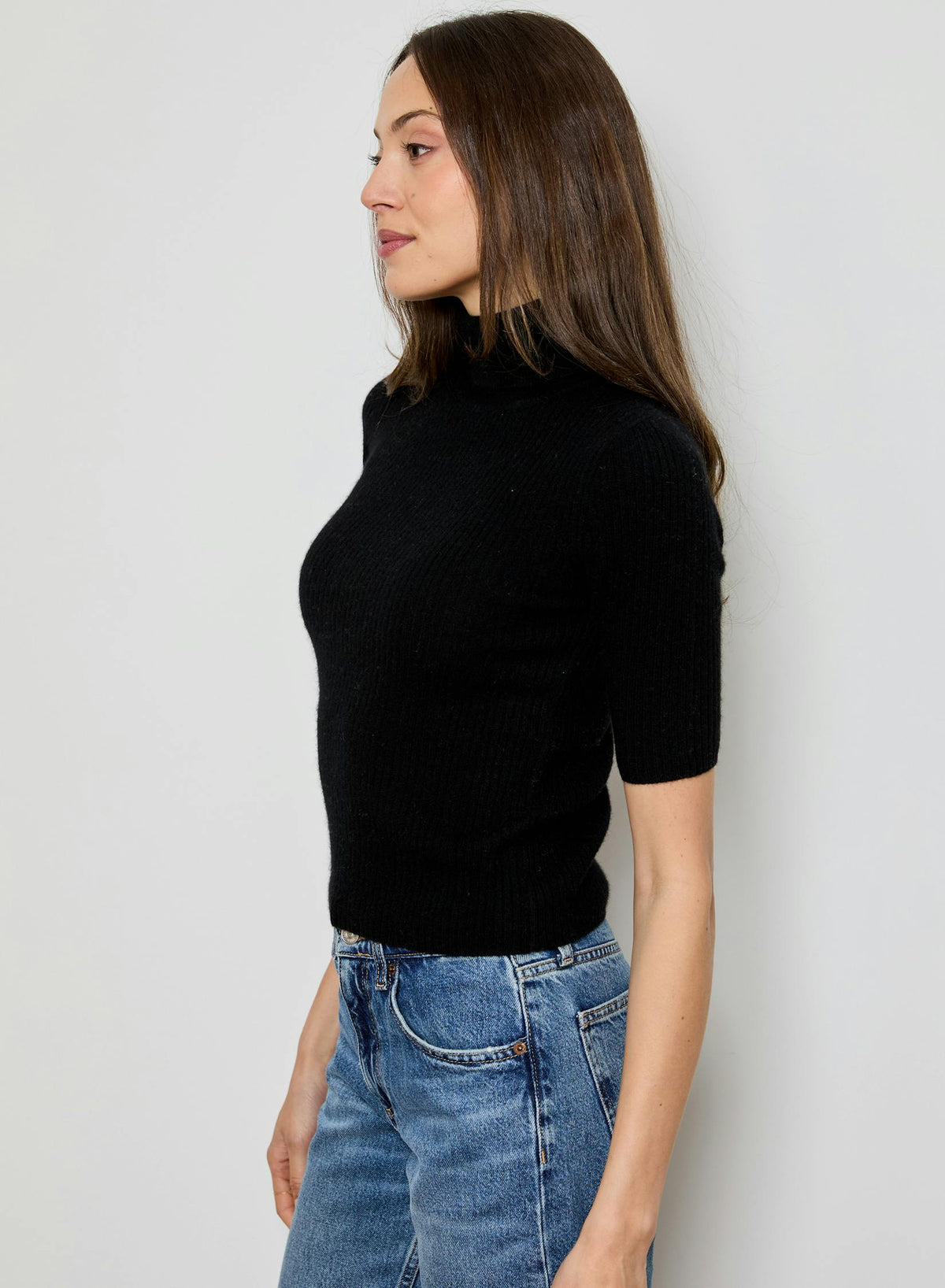 CASE0112013-design-history-turtleneck-sweater-in-black-1