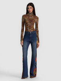 CC608P02025-alice-and-olivia-delaina-long-sleeve-top-in-spotted-leopard-1