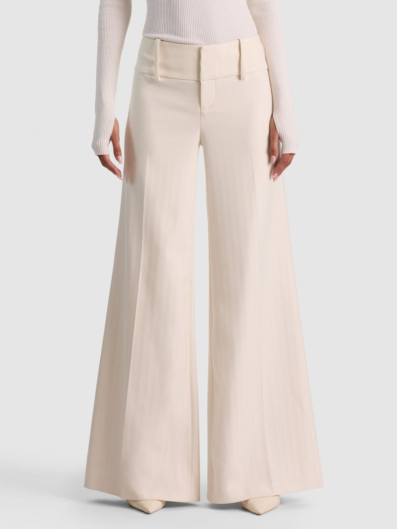 CL000R21104-alice-and-olivia-olivia-wide-leg-flare-pant-in-chino-1