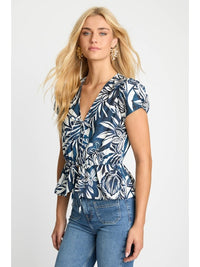 Caballero-rhea-top-in-woodblock-palm-1