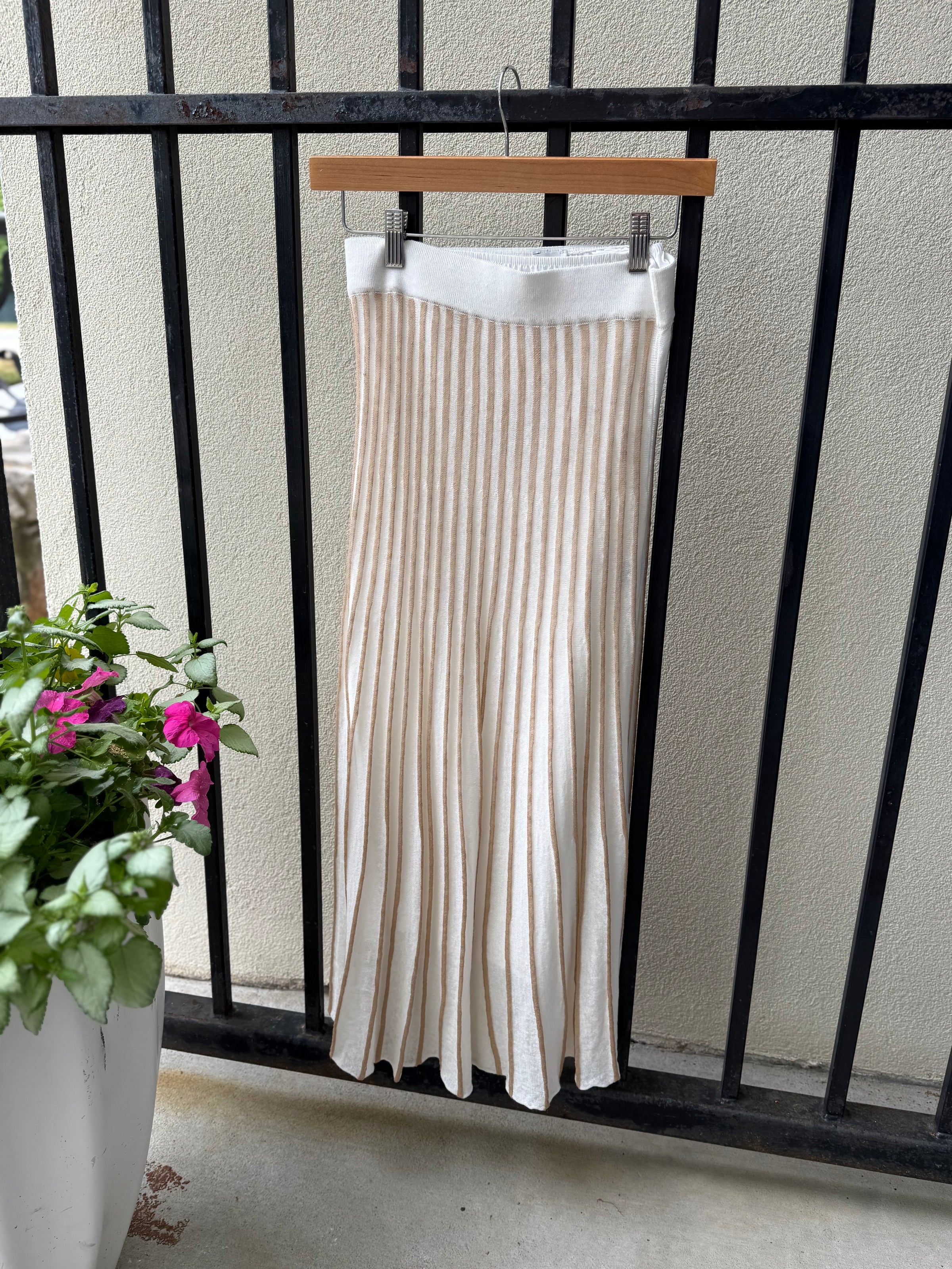 Pleated Skirt in Latte