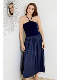DHGM2022-DH-new-york-aimee-dress-in-navy-1