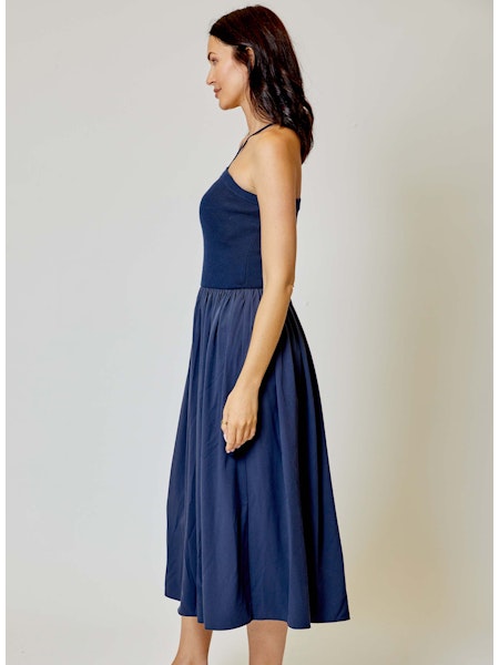 DHGM2022-DH-new-york-aimee-dress-in-navy-1