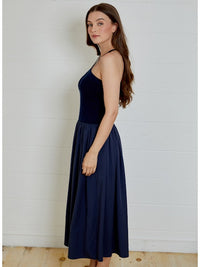 DHGM2022-DH-new-york-aimee-dress-in-navy-1