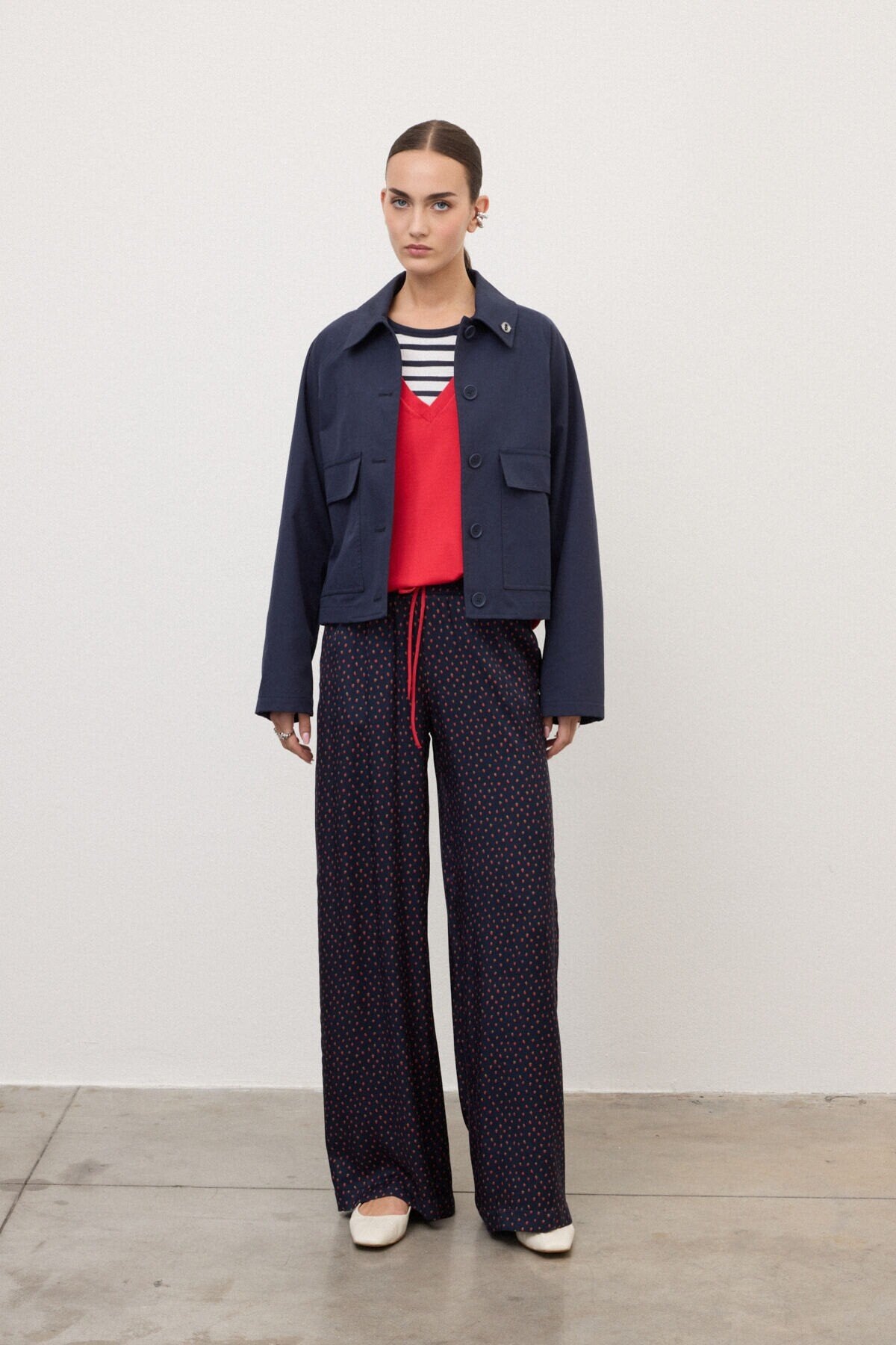 DJ0079-ootodame-short-trench-coat-in-night-1