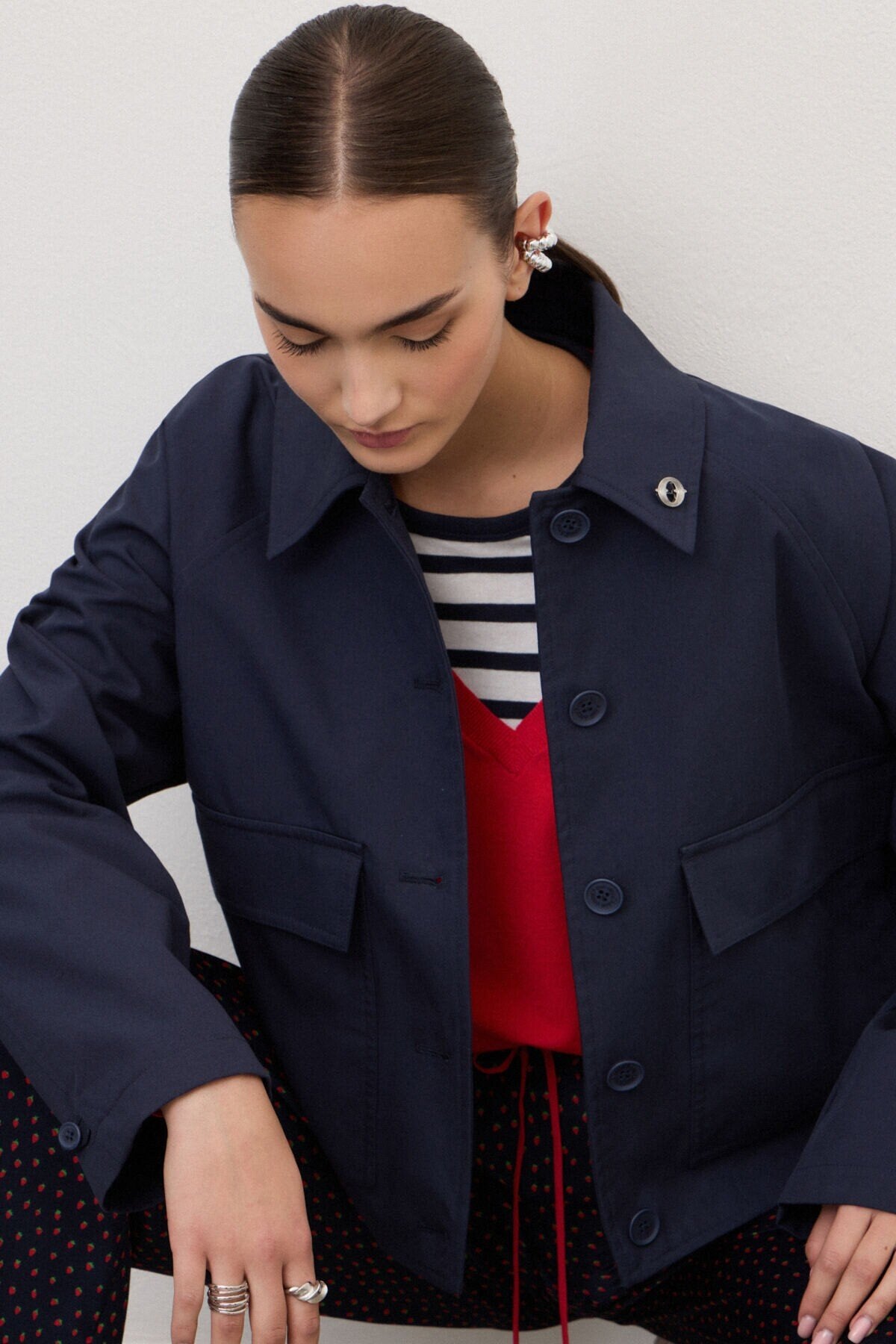 DJ0079-ootodame-short-trench-coat-in-night-1