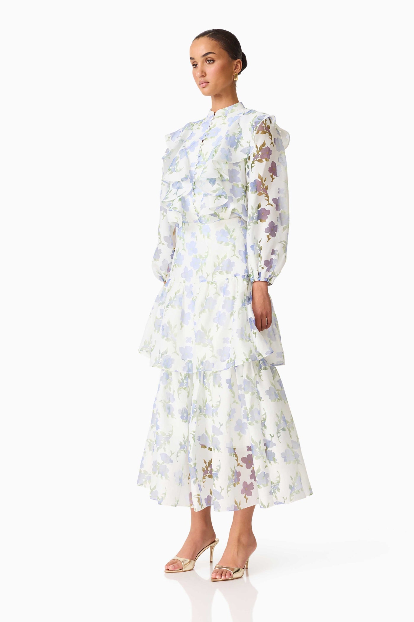 E5022653T-elliatt-cleo-top-in-ivory-blue-floral-print-1