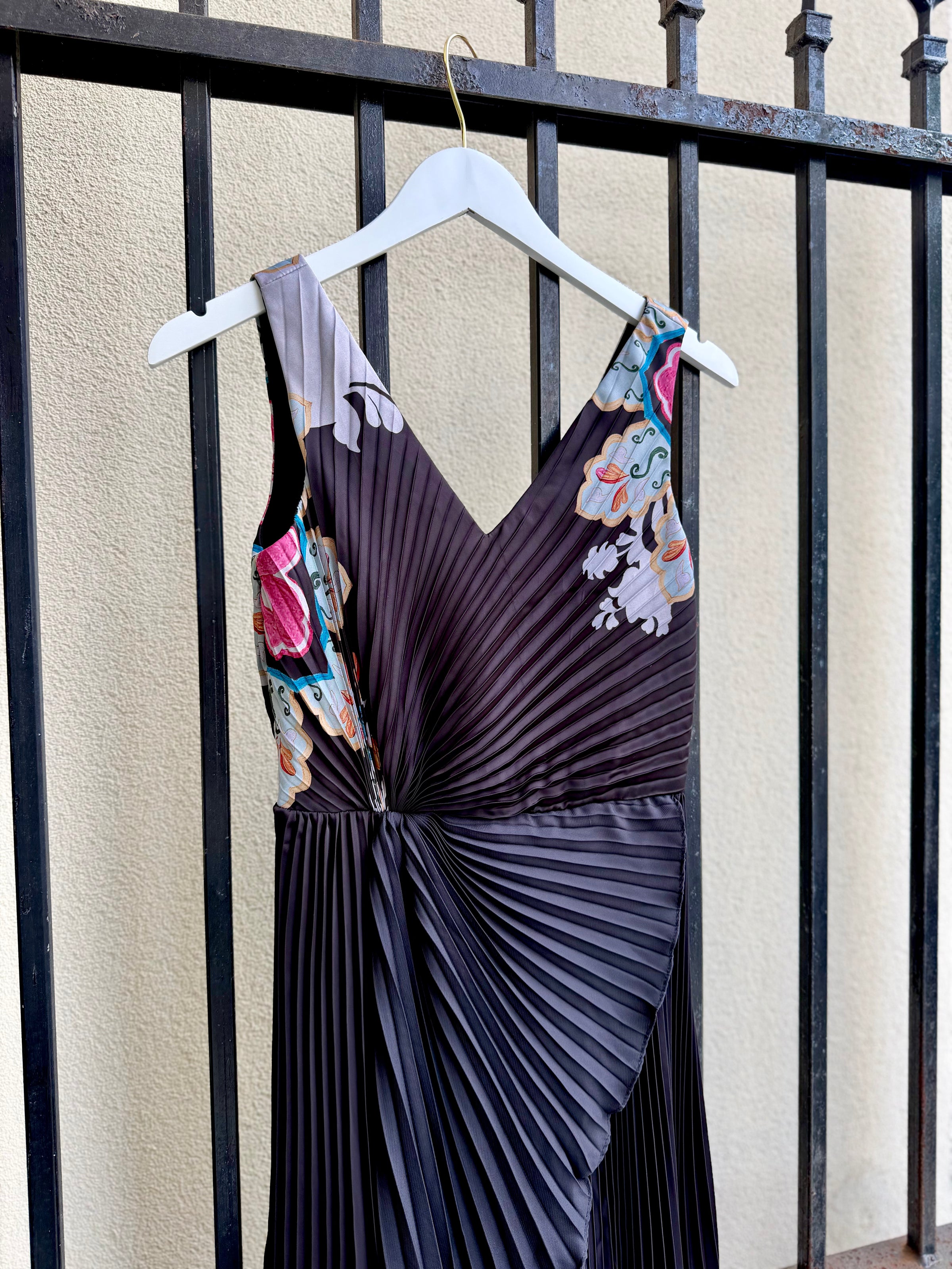 EH-09-ranna-gill-zahira-overlap-pleat-dress-in-multi-1