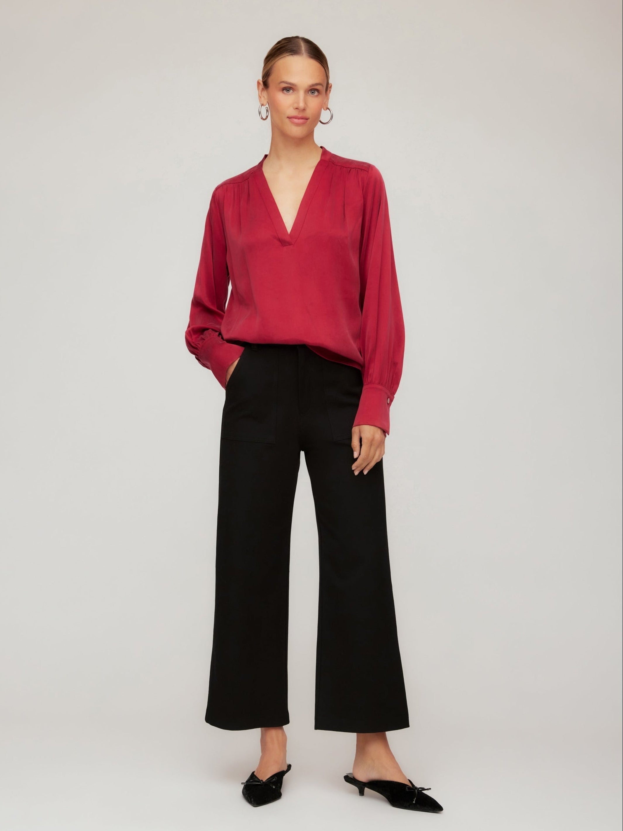 F09010-fifteen-twenty-rylee-crop-pant-in-black-1