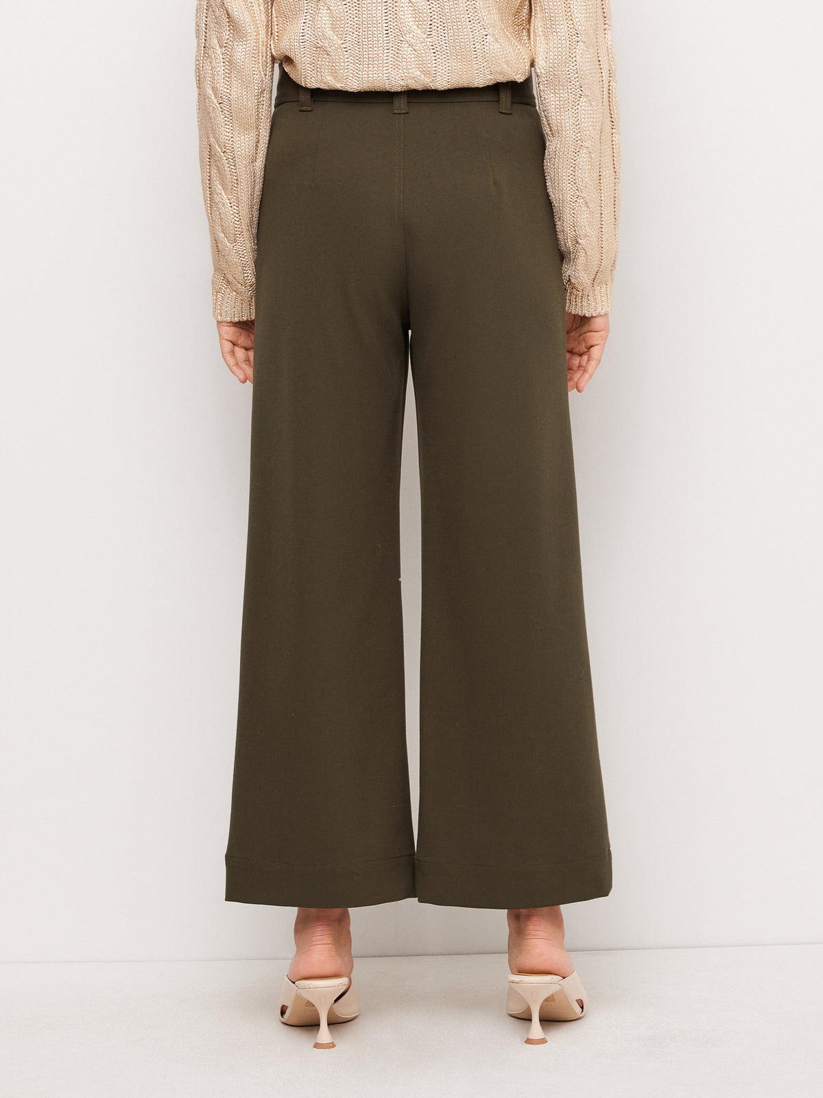 F23202-fifteen-twenty-rylee-crop-pant-in-olvie-1