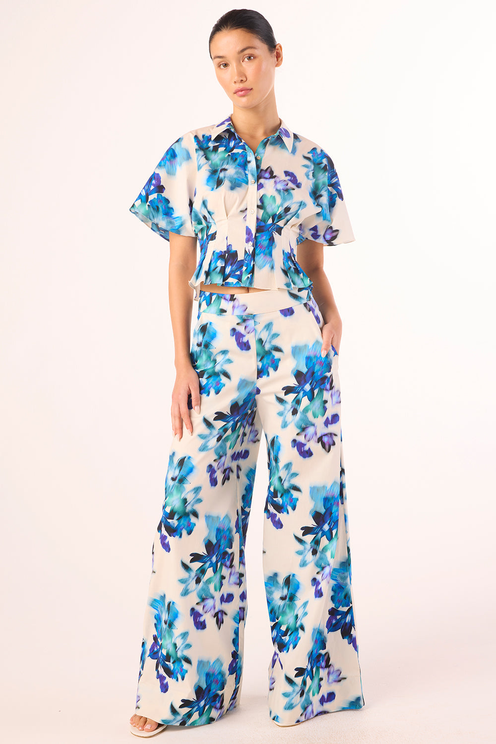FATP9604-misa-los-angeles-mora-top-in-blurred-bouquet-1